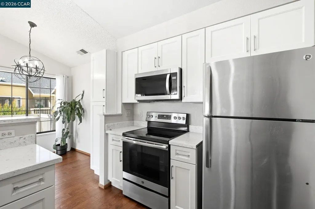 1111 Devonwood Hercules CA 94547