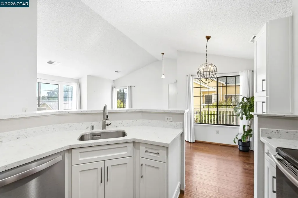 1111 Devonwood Hercules CA 94547