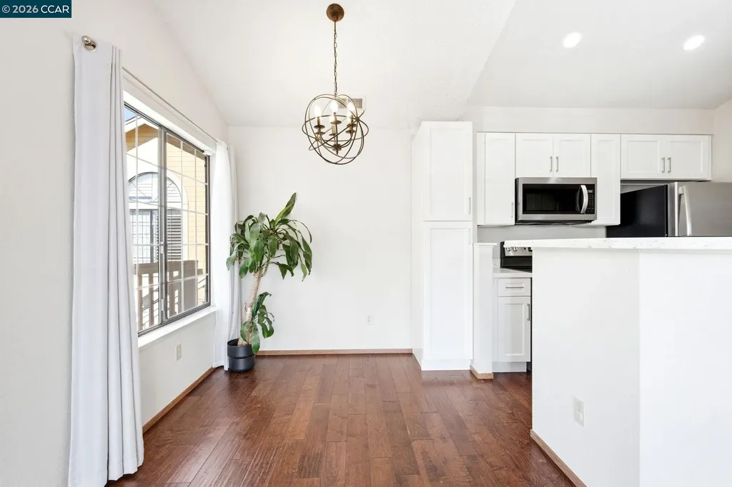 1111 Devonwood Hercules CA 94547