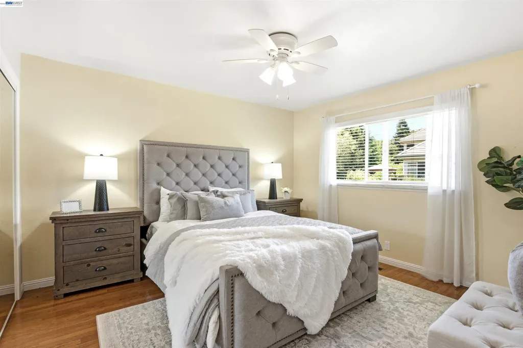 25477 Palomares Road Castro Valley CA 94552