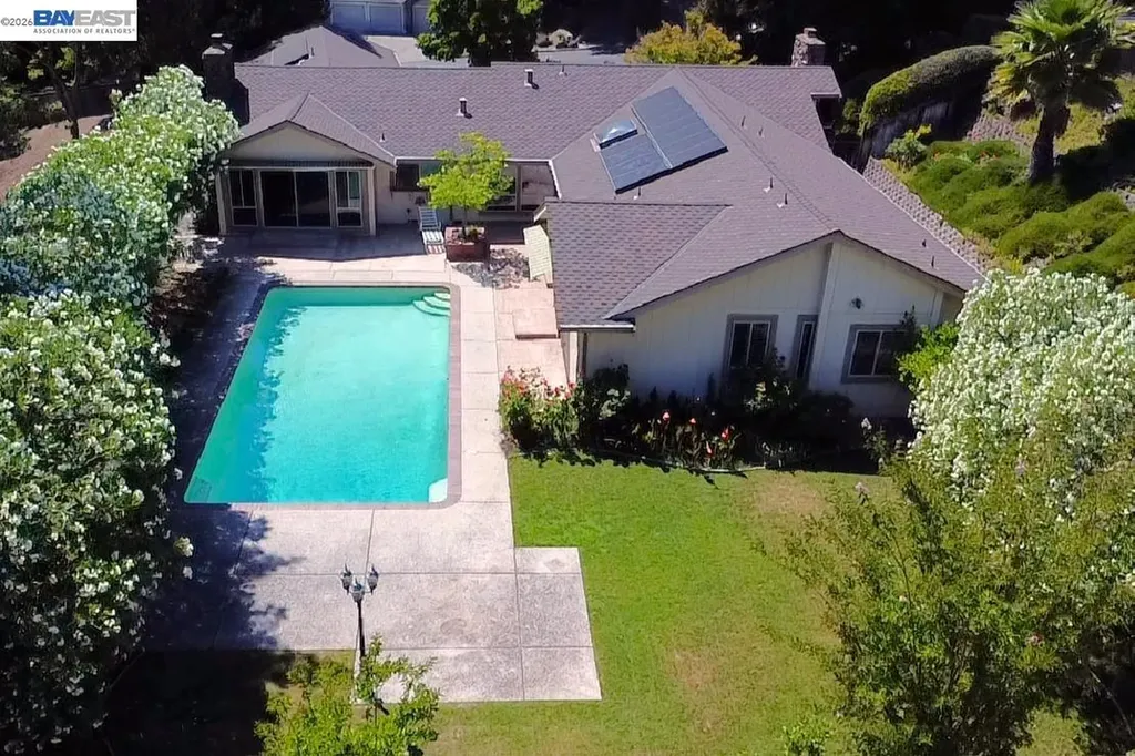 2112 Red Oak Place Danville CA 94506