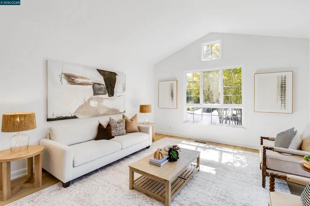 109 Crow Place Clayton CA 94517
