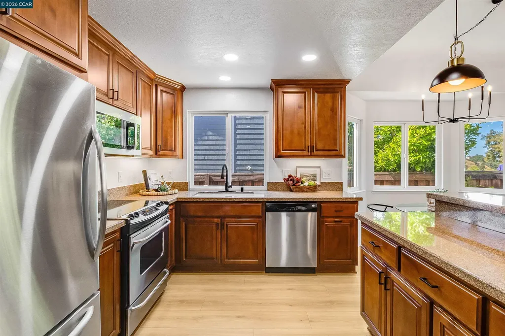 109 Crow Place Clayton CA 94517
