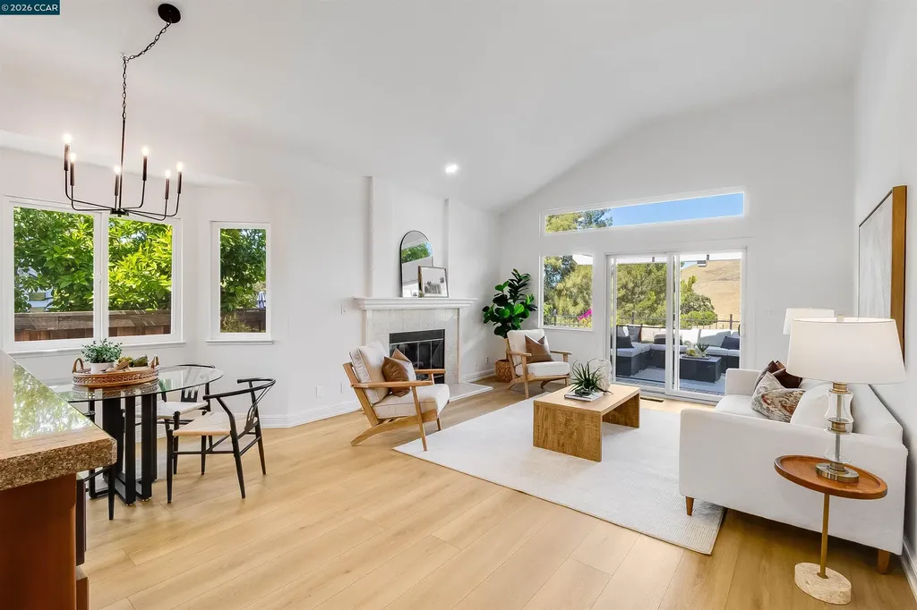 109 Crow Place Clayton CA 94517