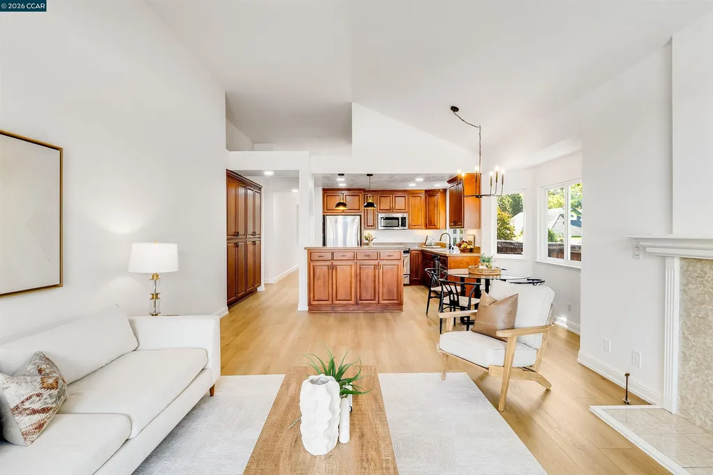 109 Crow Place Clayton CA 94517