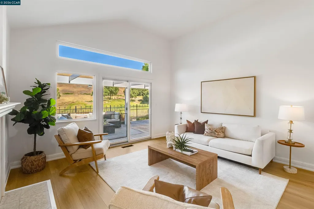 109 Crow Place Clayton CA 94517
