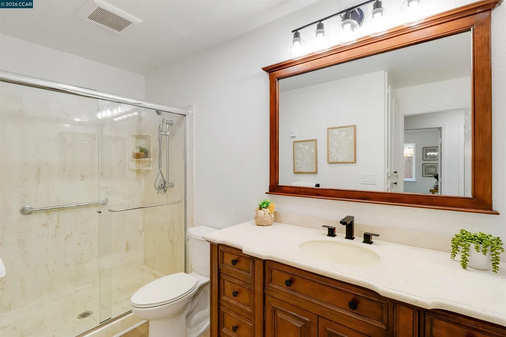 109 Crow Place Clayton CA 94517