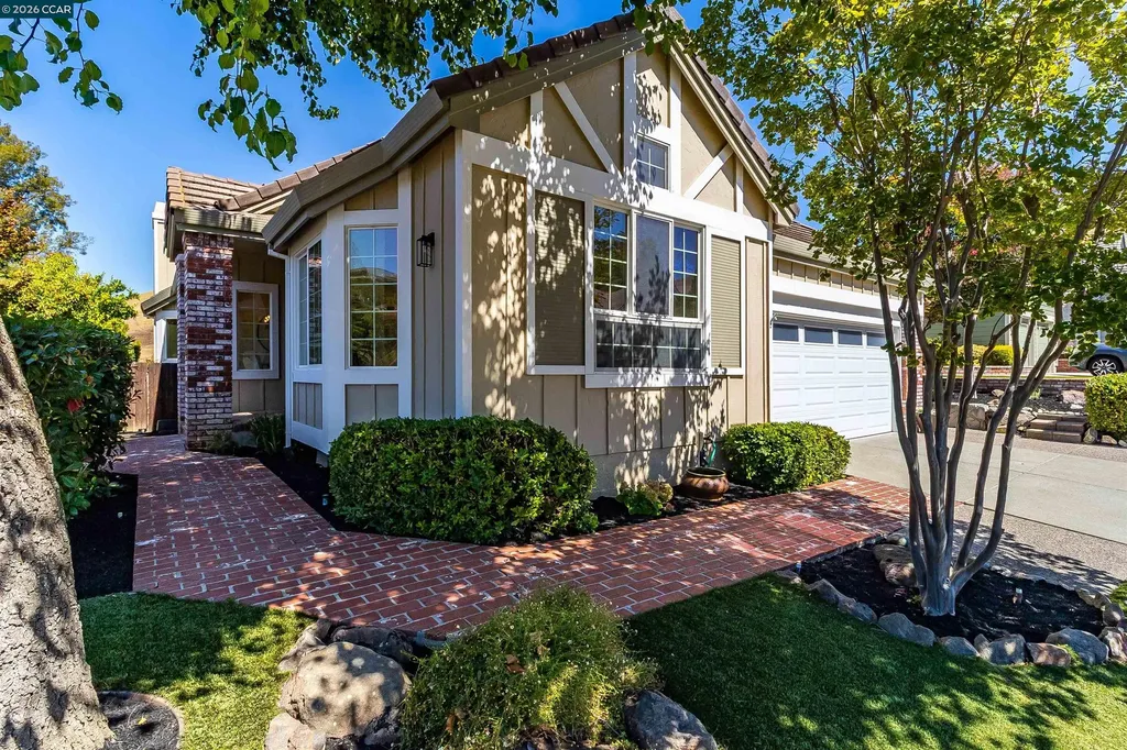 109 Crow Place Clayton CA 94517