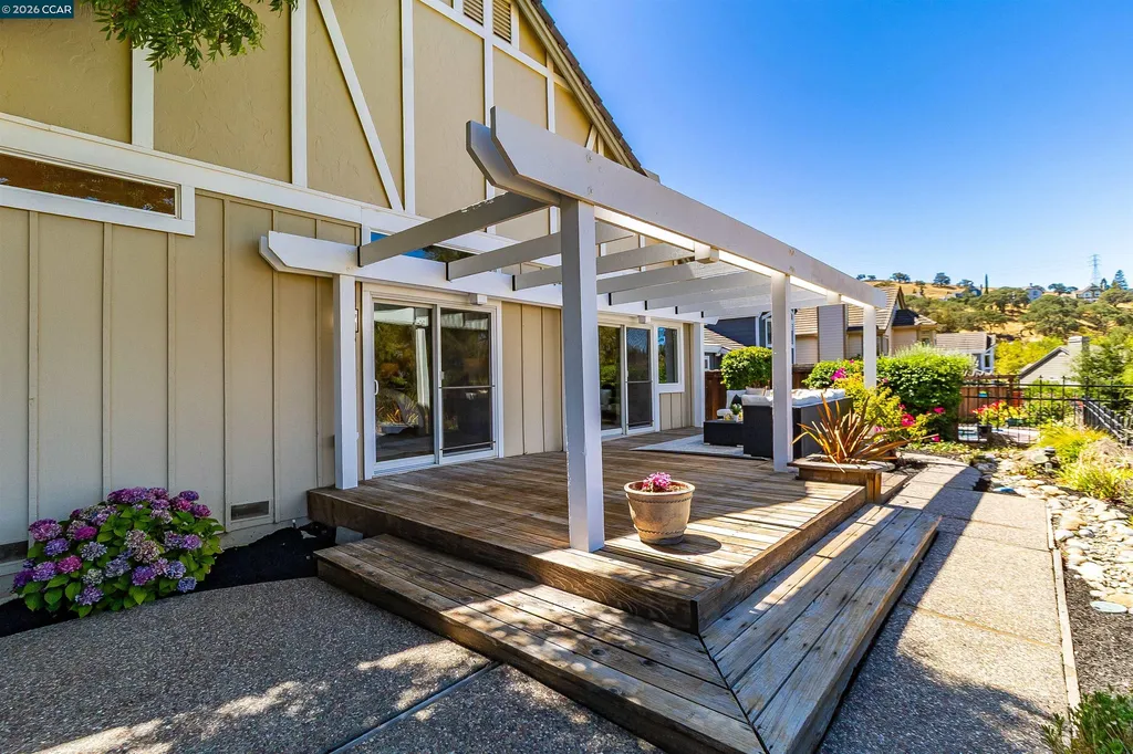109 Crow Place Clayton CA 94517