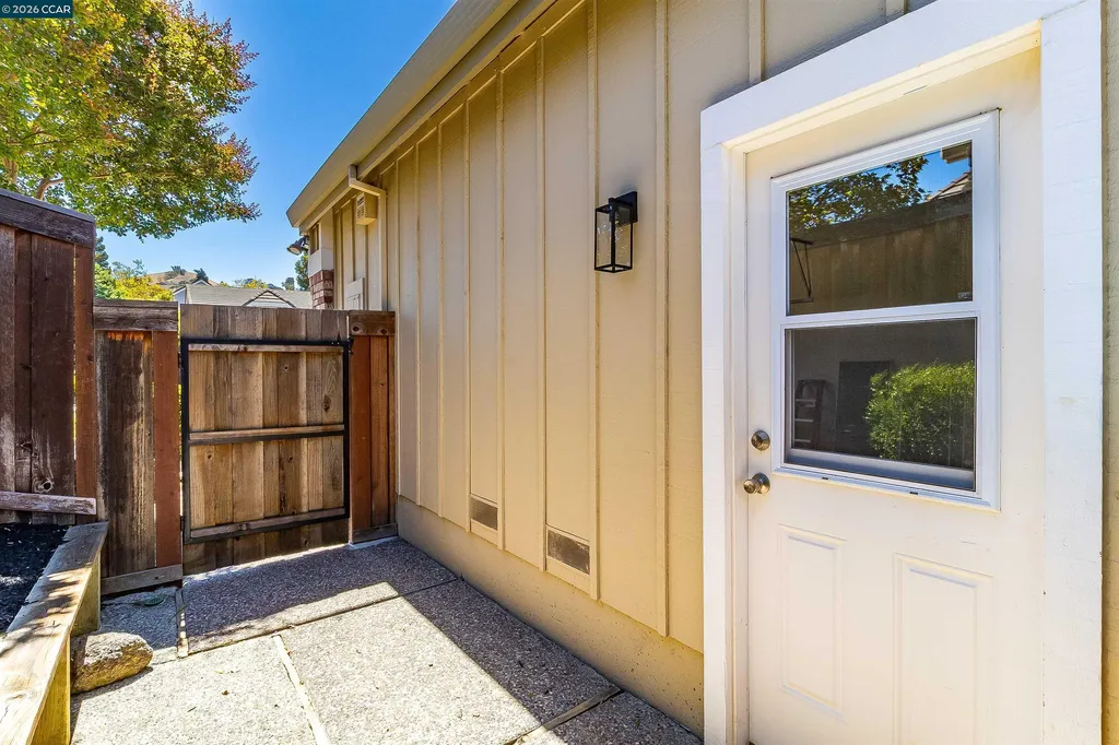 109 Crow Place Clayton CA 94517