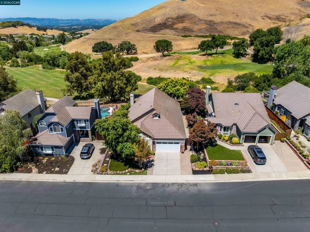 109 Crow Place Clayton CA 94517