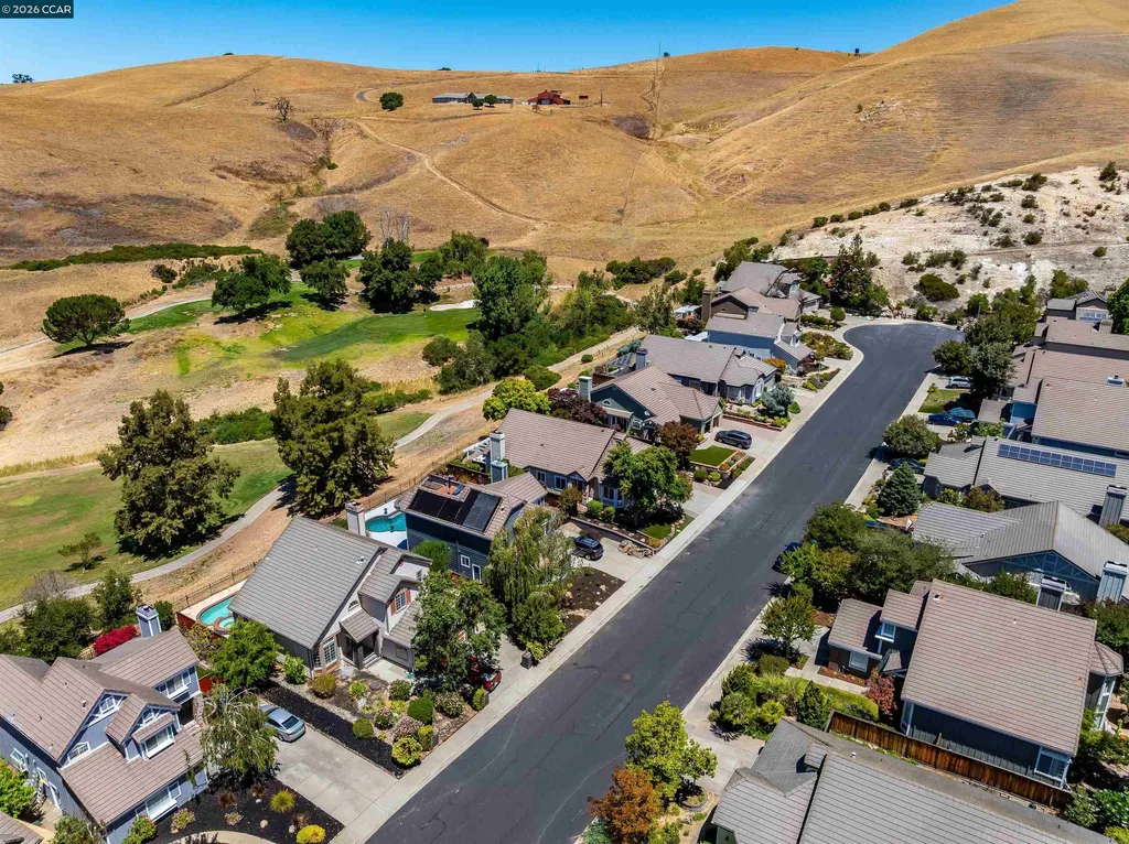 109 Crow Place Clayton CA 94517