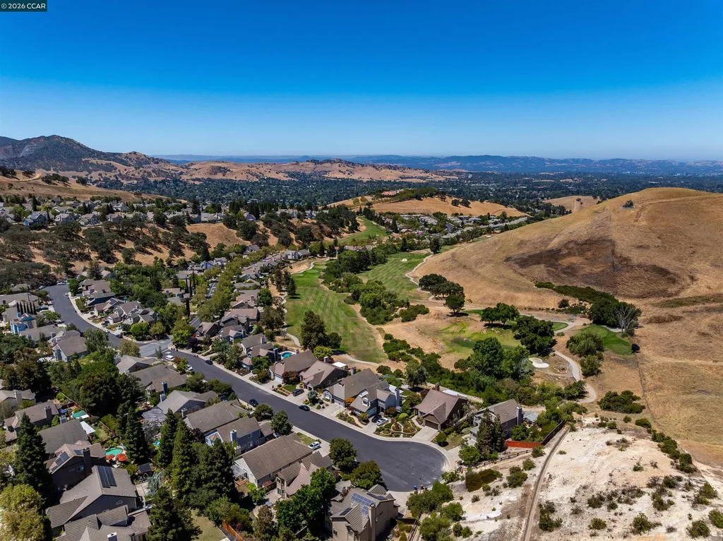 109 Crow Place Clayton CA 94517
