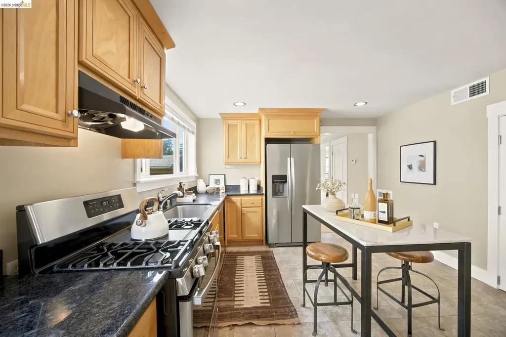 3920 Ardley Avenue Oakland CA 94602