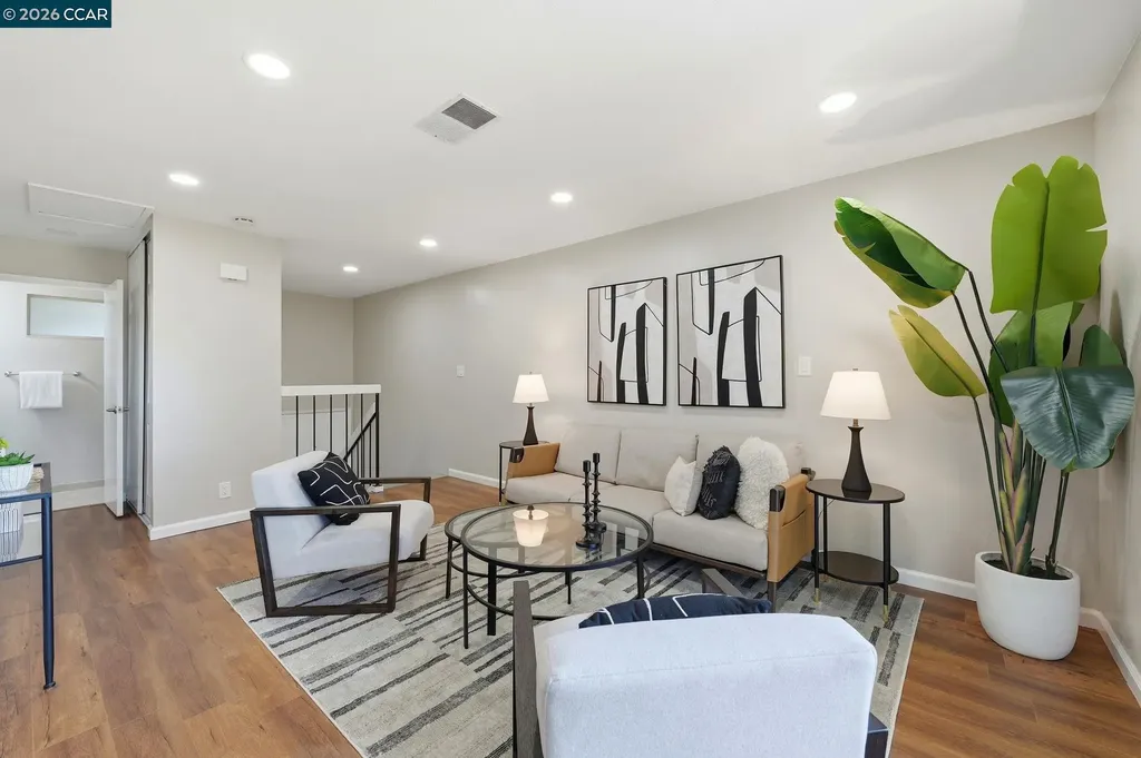 2332 D Street Hayward CA 94541
