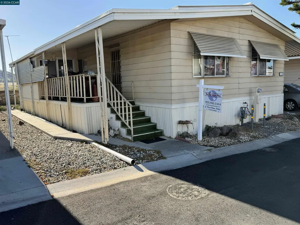 336 Avenida Flores Pacheco CA 94553
