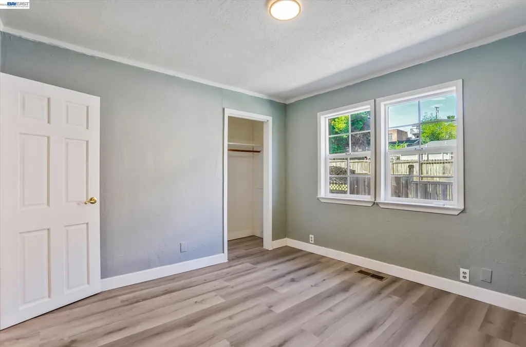 3932 Altamont Avenue Oakland CA 94605