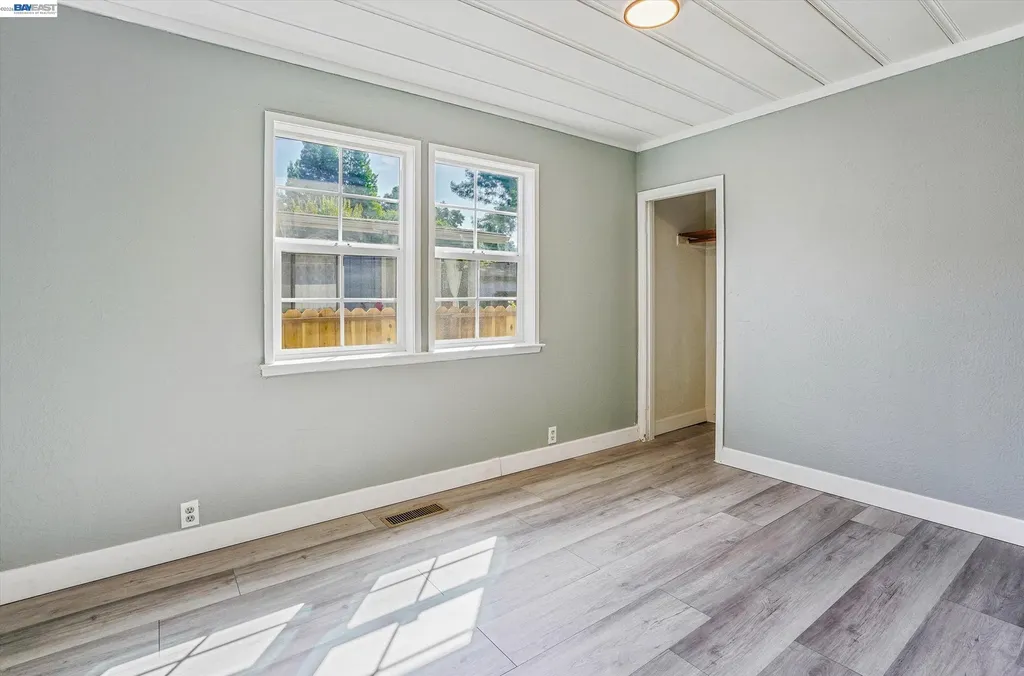 3932 Altamont Avenue Oakland CA 94605