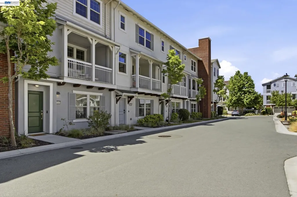 8544 Leeward Way Newark CA 94560