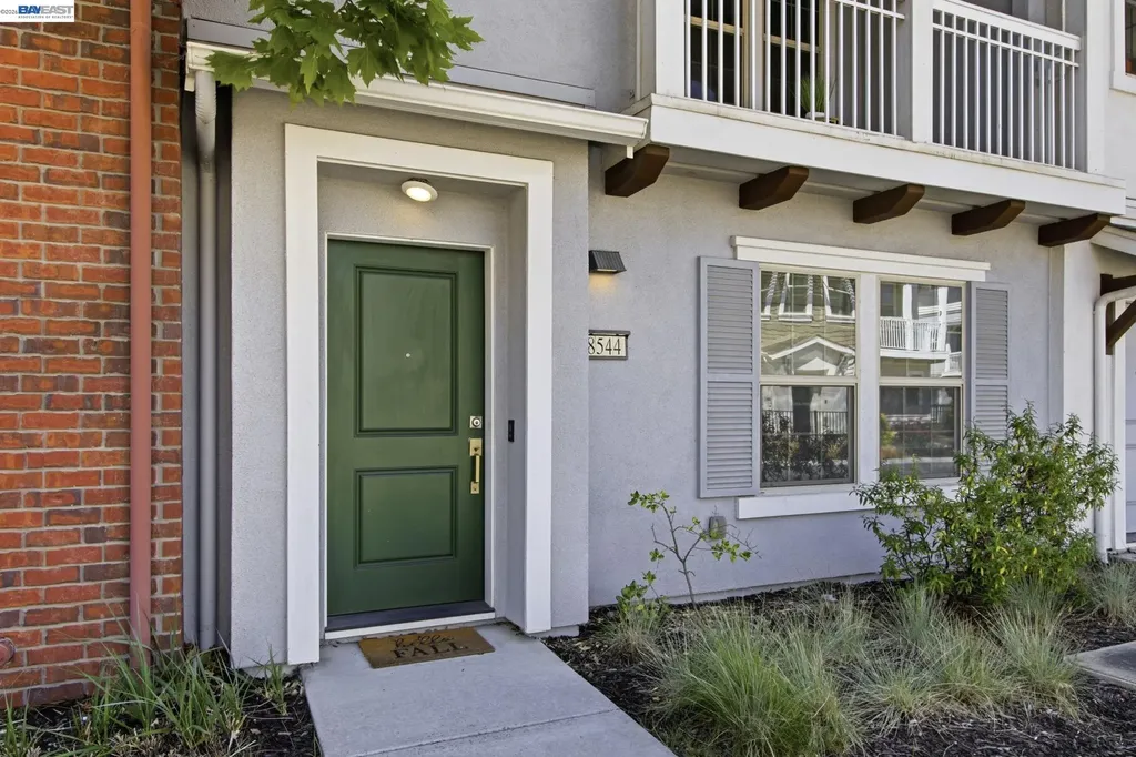 8544 Leeward Way Newark CA 94560