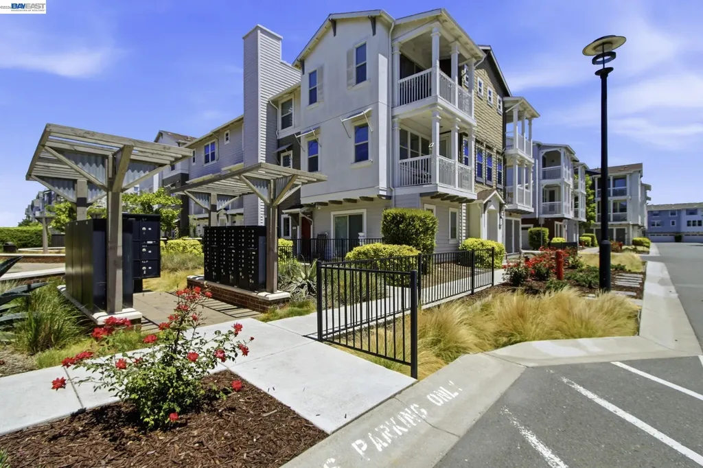 8544 Leeward Way Newark CA 94560