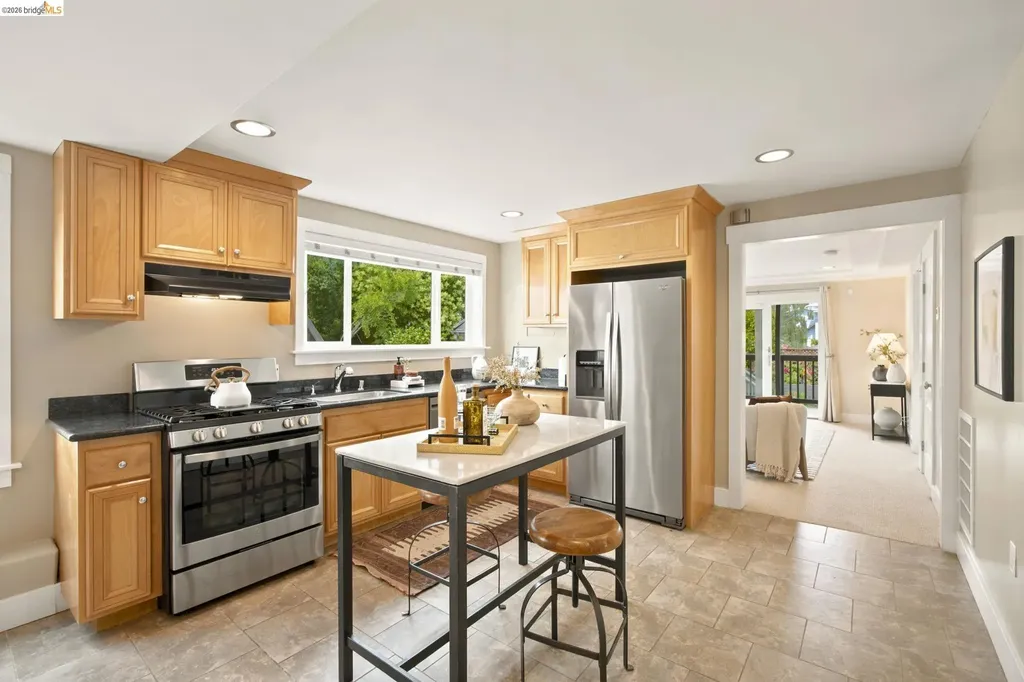 3920 Ardley Avenue Oakland CA 94602