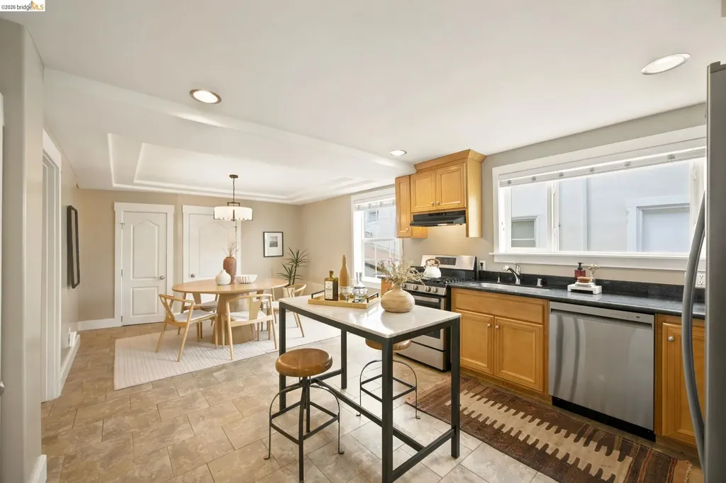 3920 Ardley Avenue Oakland CA 94602