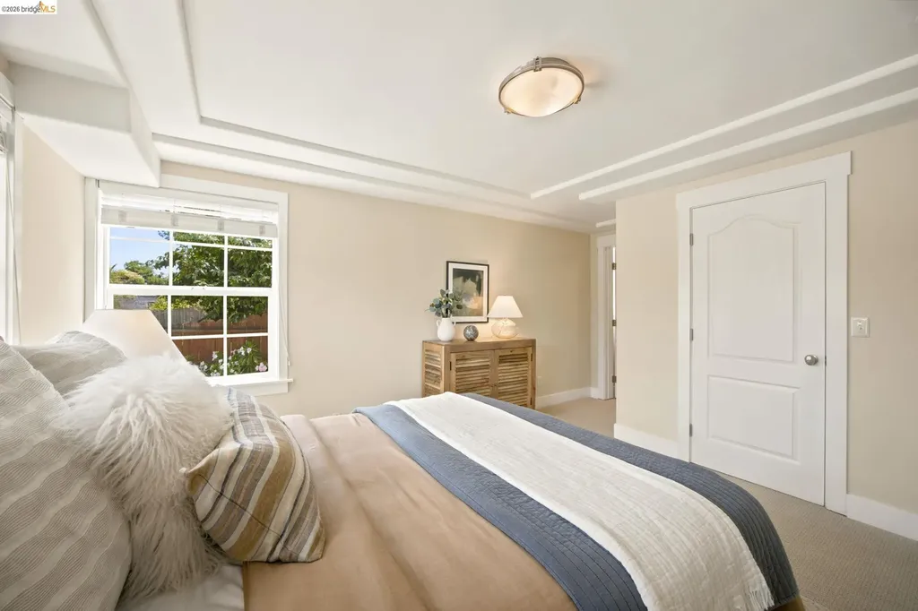 3920 Ardley Avenue Oakland CA 94602