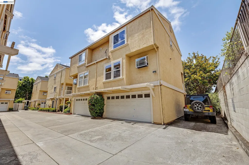 260 Estabrook Street San Leandro CA 94577