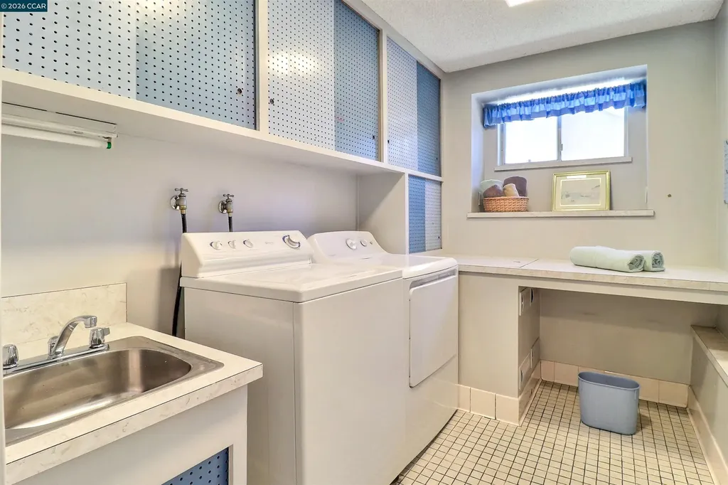 6830 Del Monte Avenue Richmond CA 94805