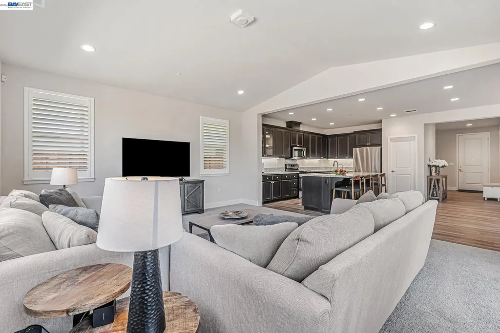 5645 Sierra Trail Way Antioch CA 94531