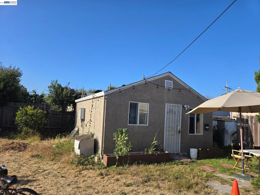 1409 Pennsylvania Richmond CA 94801