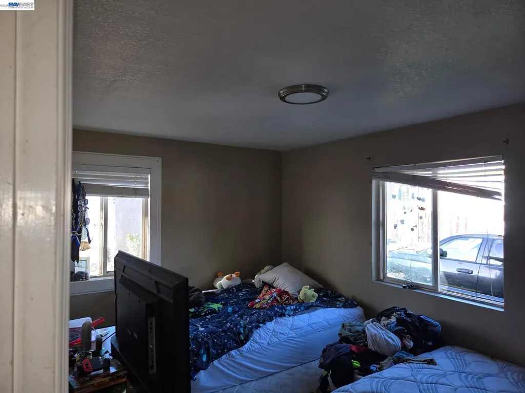 1409 Pennsylvania Richmond CA 94801
