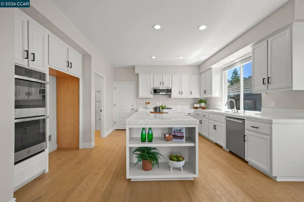 5003 Raven Way Clayton CA 94517