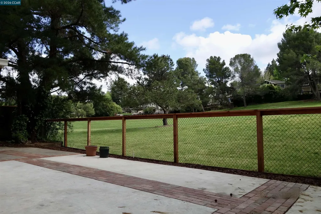 112 Marchbanks Court Walnut Creek CA 94598