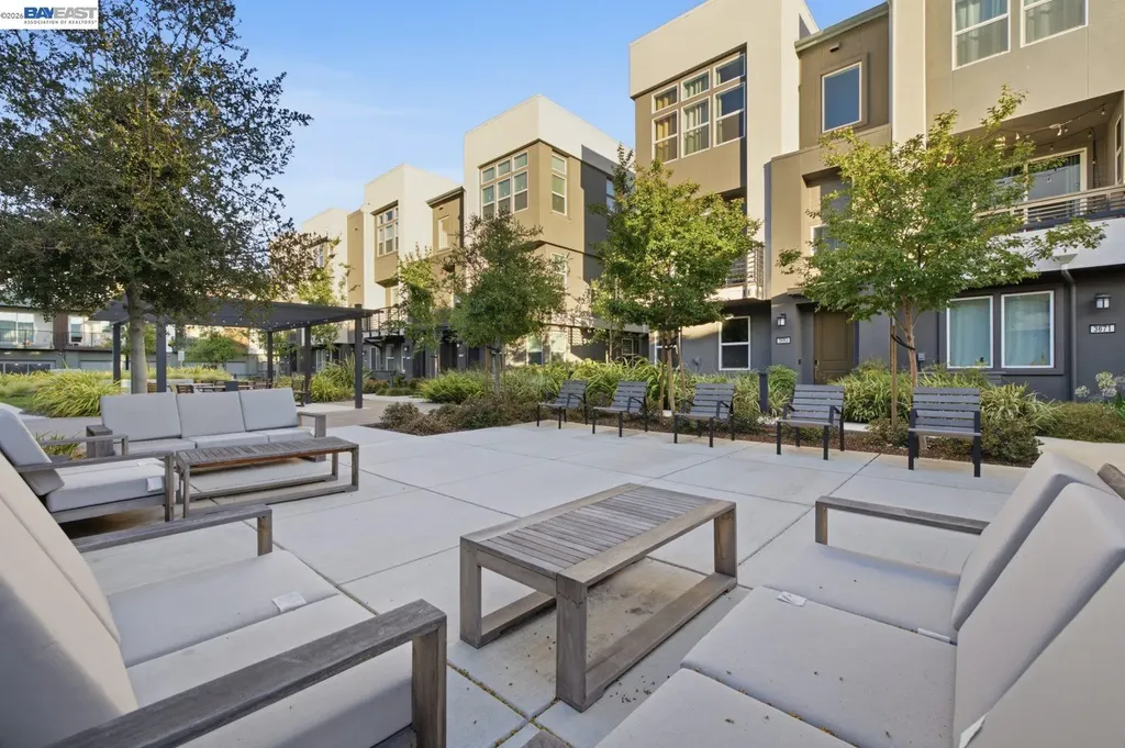 3691 Broadcast Common Fremont CA 94538