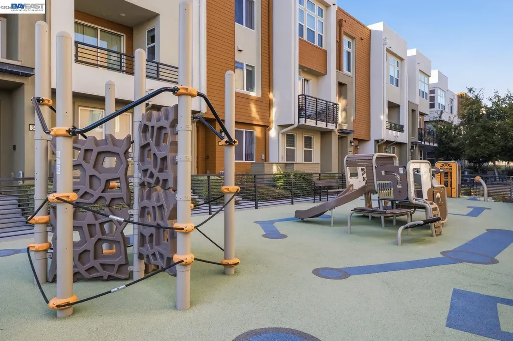 3691 Broadcast Common Fremont CA 94538