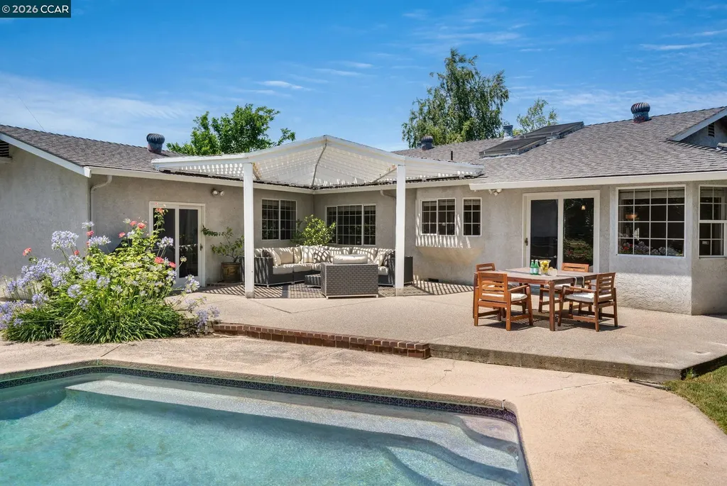 3074 Santa Maria Court Concord CA 94518