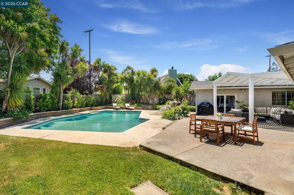 3074 Santa Maria Court Concord CA 94518