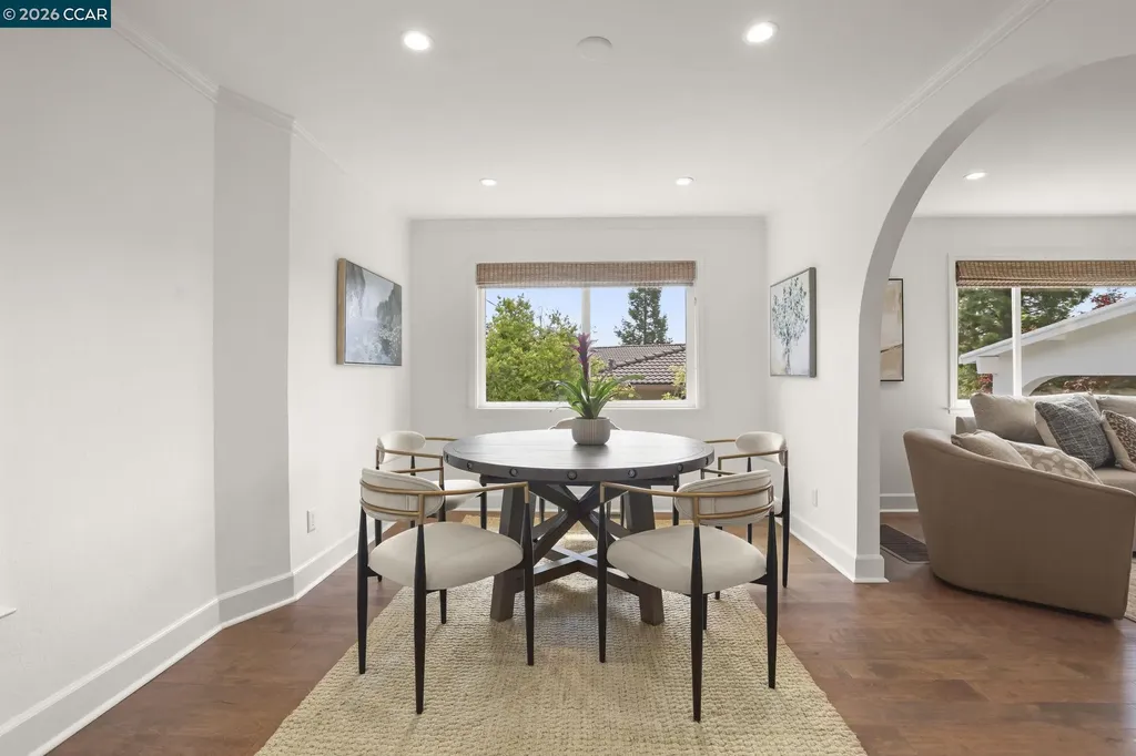 10 Darnby Court Orinda CA 94563