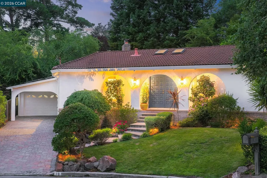 10 Darnby Court Orinda CA 94563
