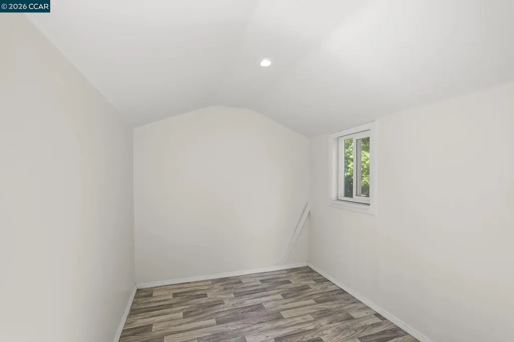 10 Darnby Court Orinda CA 94563