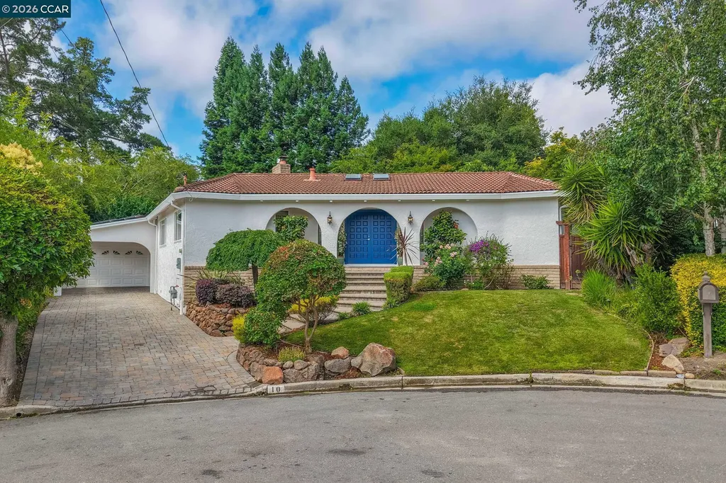 10 Darnby Court Orinda CA 94563