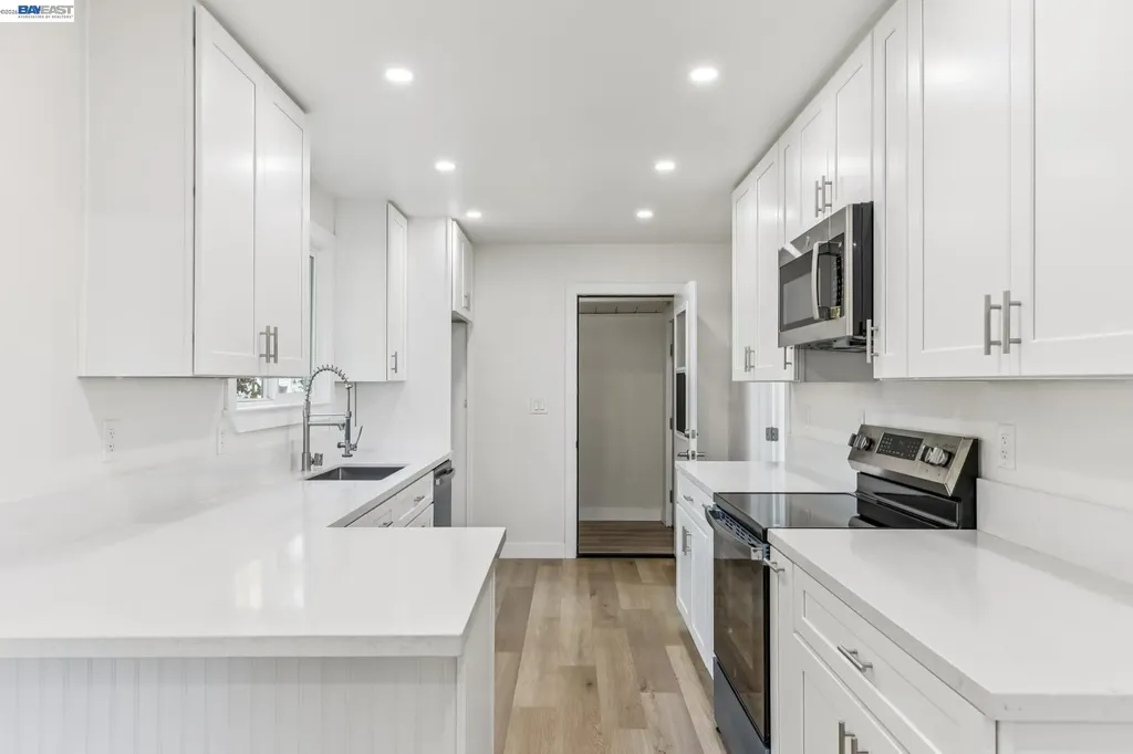 212 Illinois Street Vallejo CA 94590