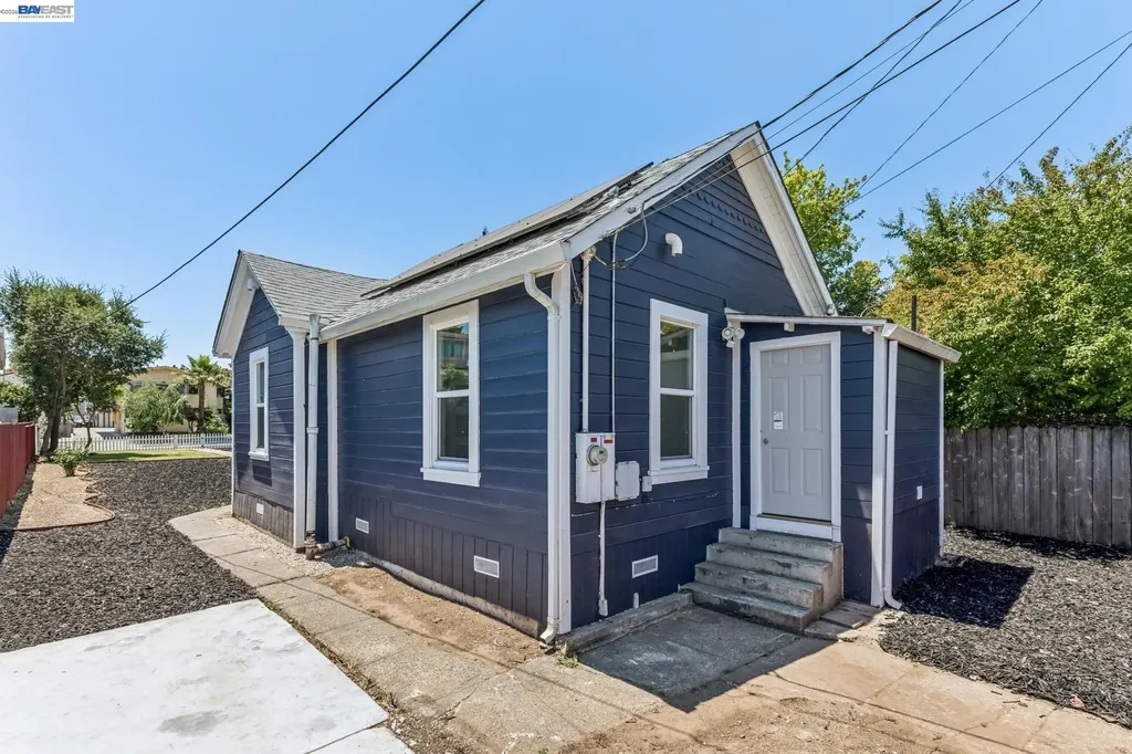 212 Illinois Street Vallejo CA 94590