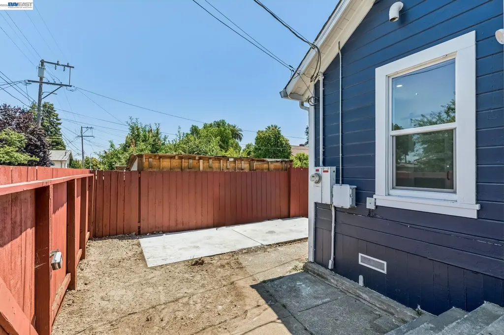 212 Illinois Street Vallejo CA 94590