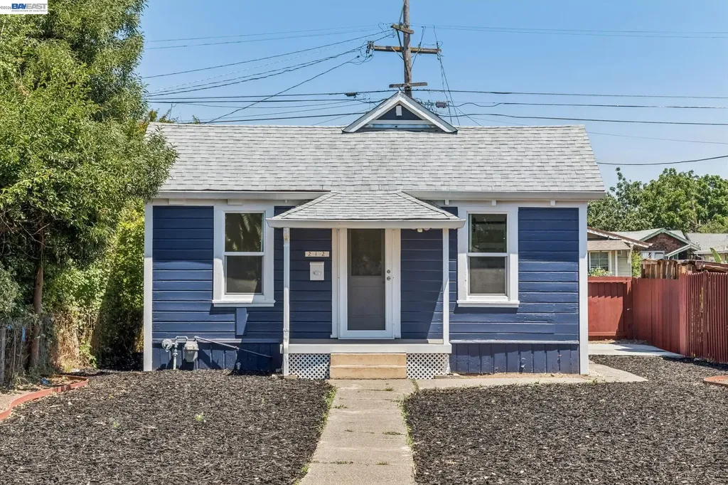 212 Illinois Street Vallejo CA 94590