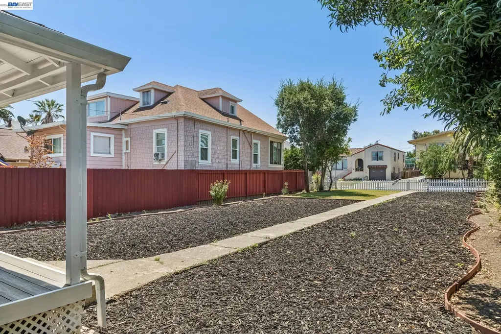 212 Illinois Street Vallejo CA 94590