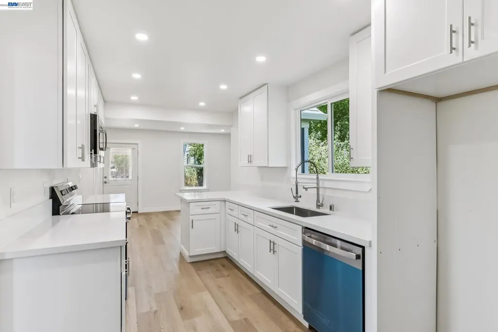 212 Illinois Street Vallejo CA 94590