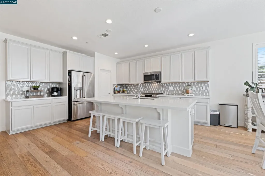 4548 Park Side Street Antioch CA 95431